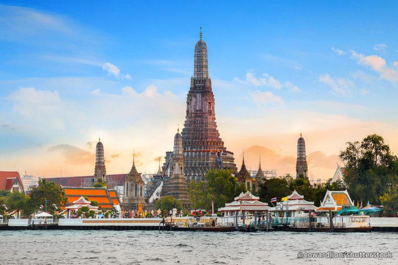 wat-arun-in--bangkok